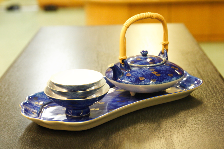 贈り物にもご自宅用にも。世界が認める深川製磁様の美しい茶器。新年は新しい器とともに！｜コラム・茶のむくままに｜お茶の大森園｜札幌の日本茶専門店